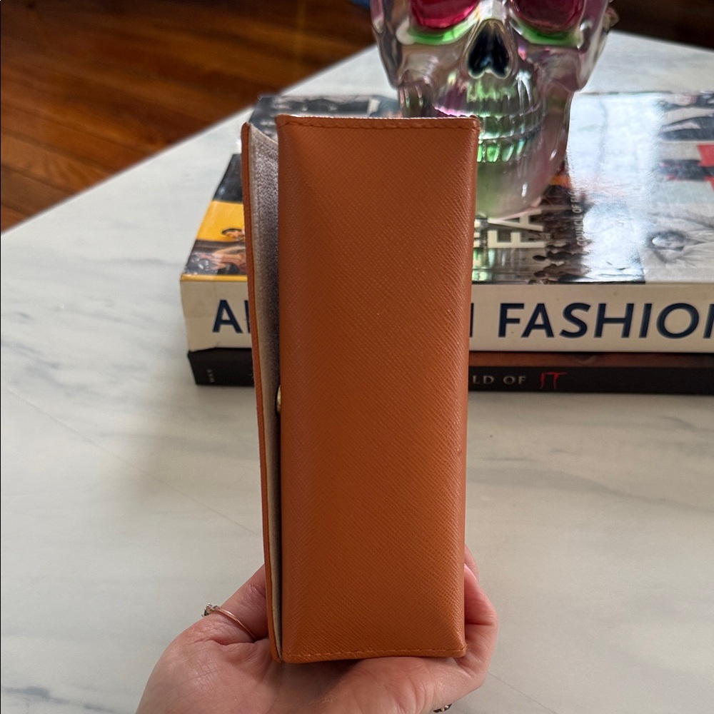 Authentic Tory Burch Orange Sunglasses Case - Picture 4 of 7